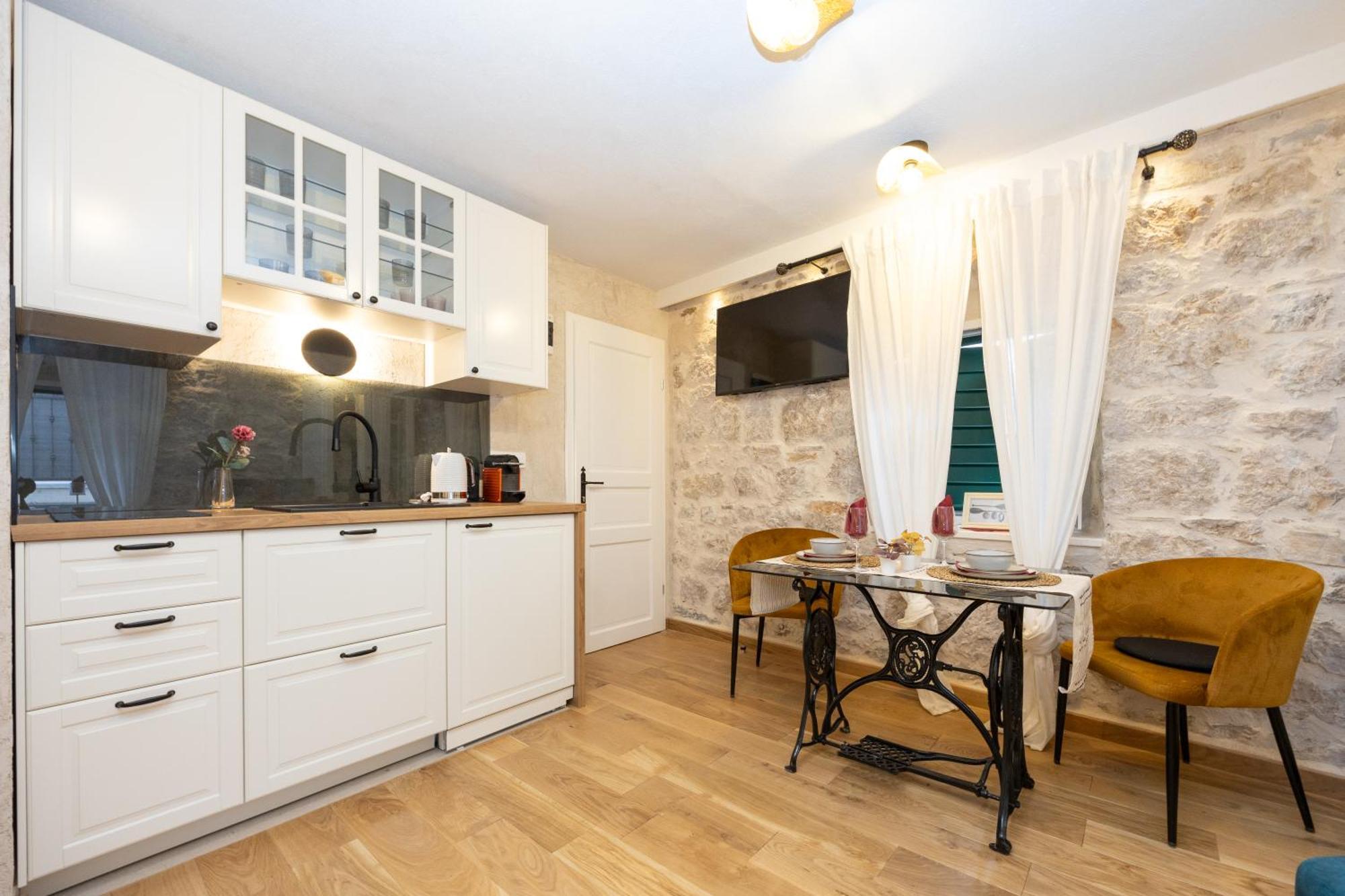 Kruna Est 2024 Apartmán